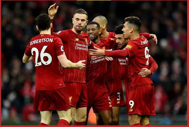 阿什拉夫现身训练场急速狂奔，今夜小组赛次轮有望复出（阿什拉夫训练场飞驰备战，或于今夜小组赛第二轮复出）