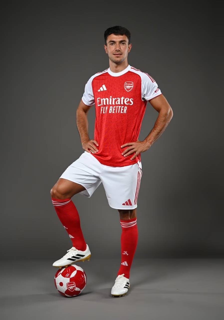 中外选手同台竞技！内蒙古国际大众短道速滑公开赛鸣枪