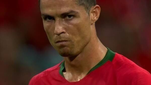 记者：马兹拉维被摩洛哥足协告知不要出战今日曼联的比赛（记者：摩洛哥足协要求马兹拉维缺席今天对阵曼联的比赛）