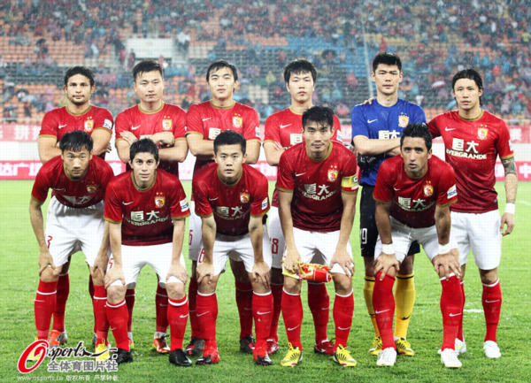 麦克阿瑟vs珀斯光荣首发：库查尔斯基领衔！卡塞雷斯、伍顿在列