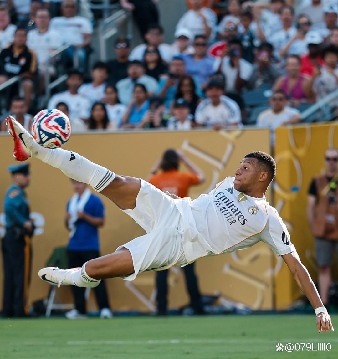 李玮锋：我觉得苏州的职业足球跟苏州这座城市还没有完全匹配