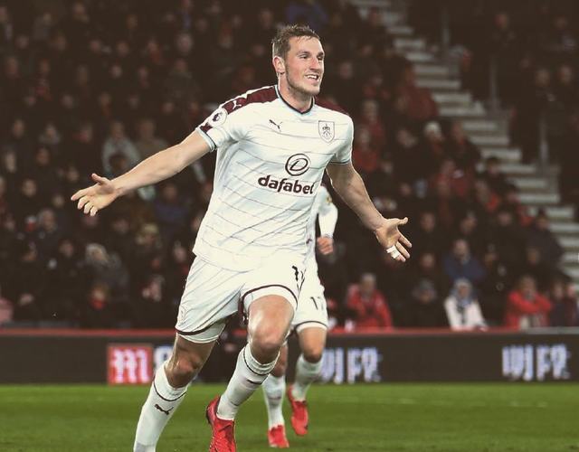 世欧预半场：奥尔莫闪击、居尔扳平，西班牙暂1-1土耳其（世欧预半场：奥尔莫先开纪录，居尔扳平，西班牙与土耳其暂战成1-1）