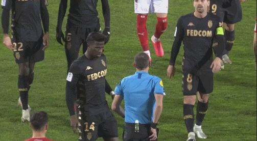 排球王莱昂+科门达+萨萨克 三巨头续约 冲击波超新赛季