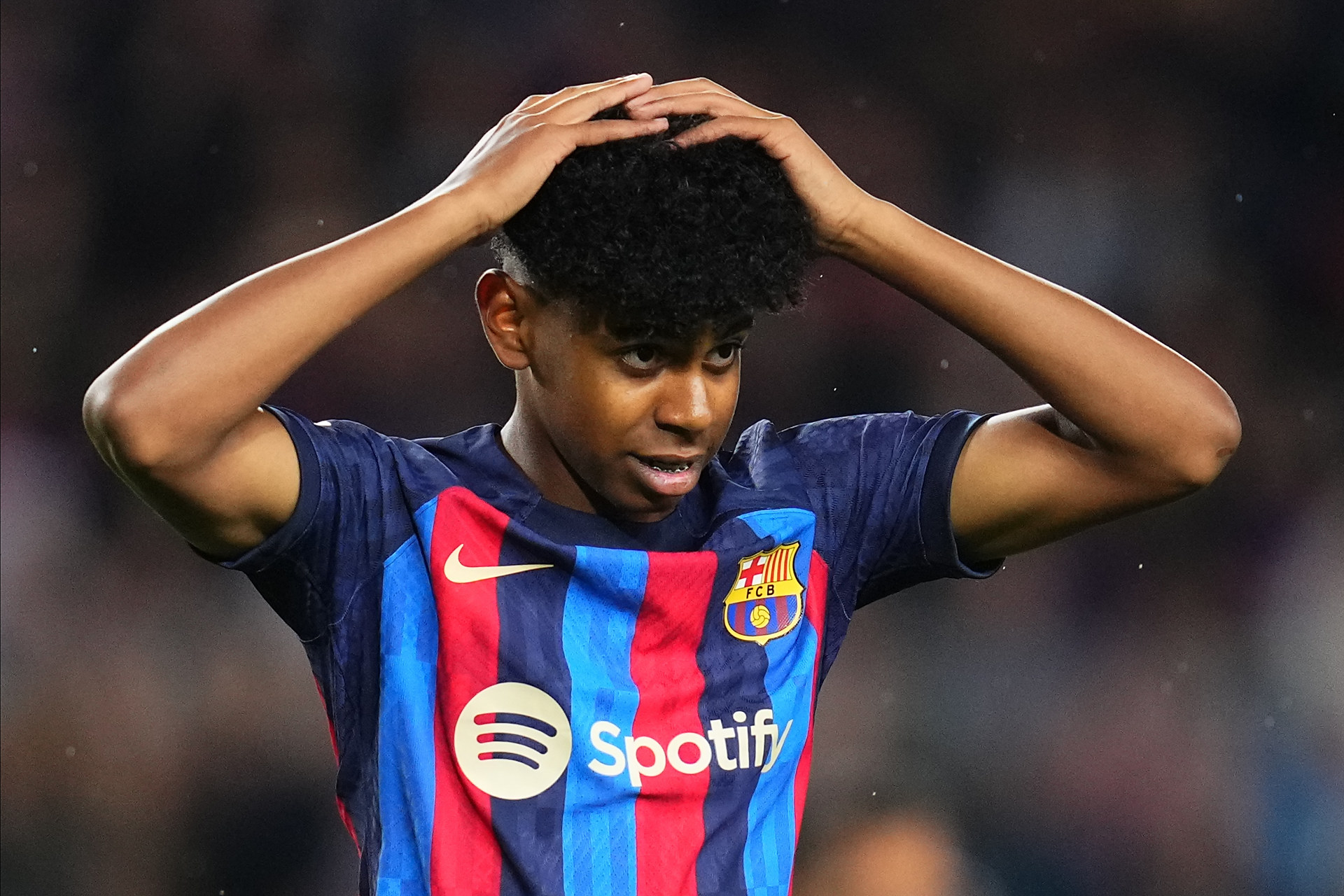 欧冠淘汰赛前瞻：拜仁主场迎战利物浦,（欧冠淘汰赛前瞻：拜仁坐镇主场对阵利物浦）