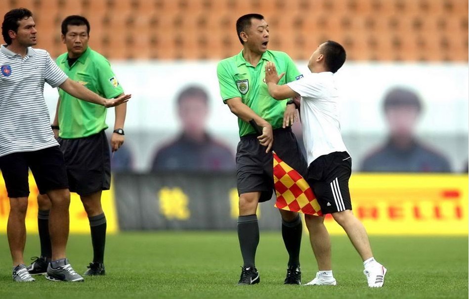 阿斯报：莱万经纪人将与沙特联赛负责人会面，后者报价很有吸引力（阿斯：莱万经纪人将与沙特联赛高层会谈，对方报价颇具吸引力）