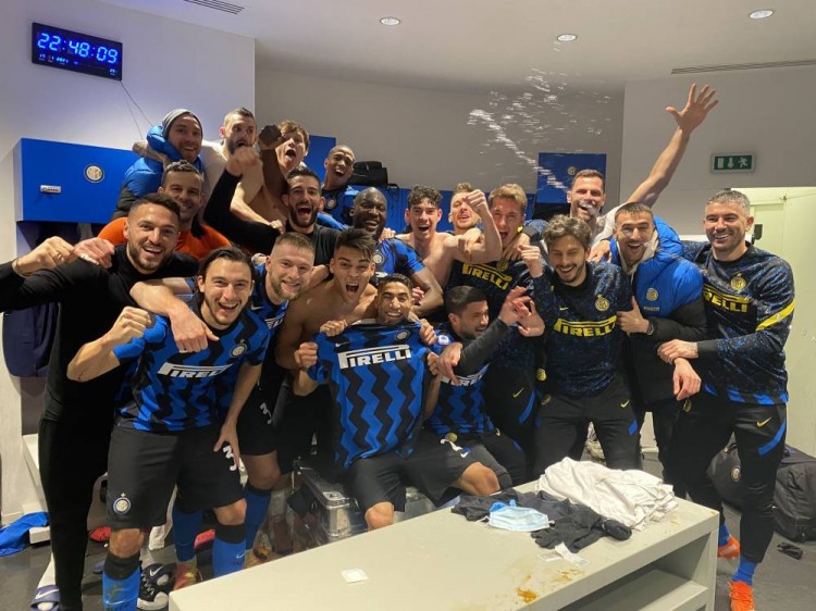 里程碑，萨比策完成多特生涯第100次出场